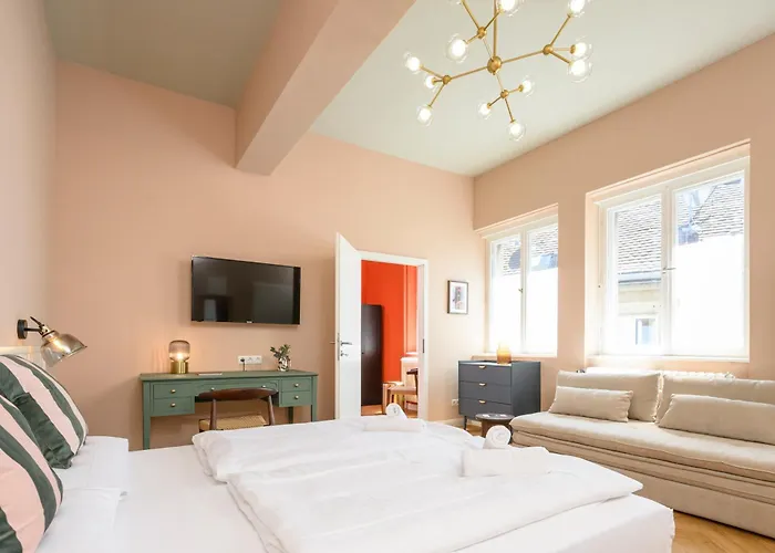 Appartement Palais Palffy Suits *