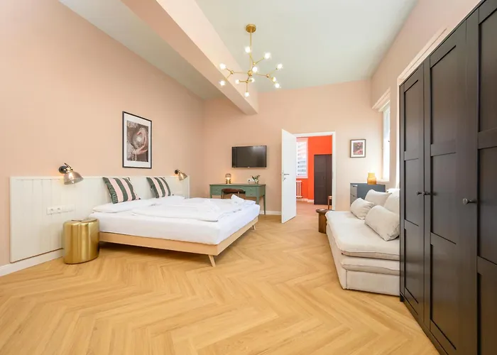 Palais Palffy Suits *