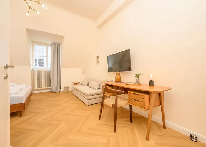 Palais Palffy Suits Vienne