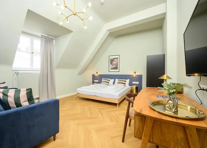 Palais Palffy Suits Appartement